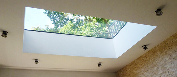 Fixed flat rooflights