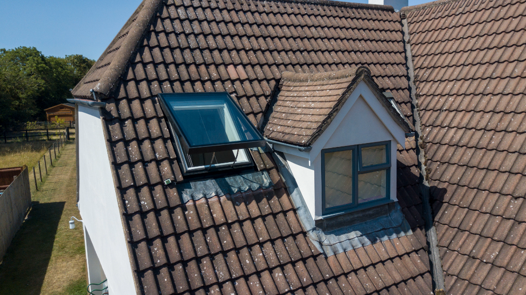 Pithed Luxlite skylight