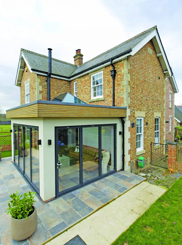 House with Slimline lantern on extension